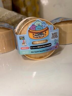Crazy Fun Mini Mystery Squishy Dumpling - BRAND NEW
